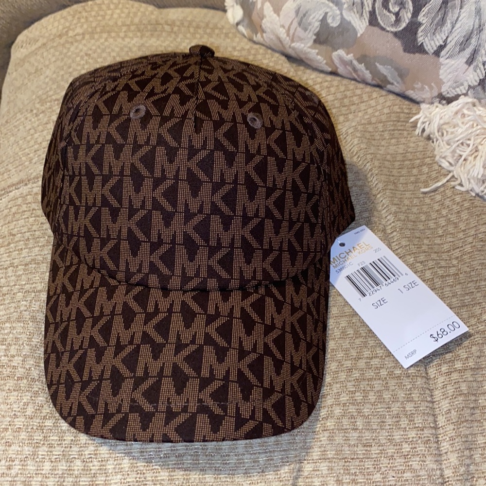 🤎NWT Michael Kors Brown Baseball Cap